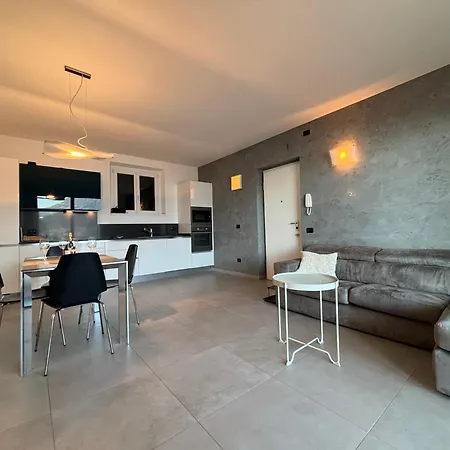 Casa Ole Swimming Pool And View - Larihome A42 Apartment San Siro (Lombardy)